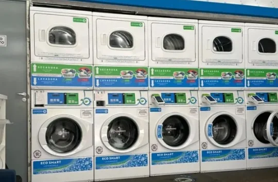 Lavadoras e secadoras da unidade Eco Smart Méier